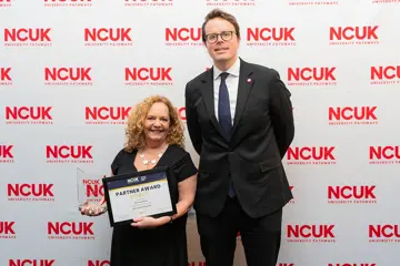 54180886630 89B50b8e25 C