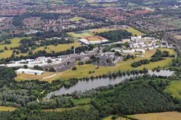 Uea Campus Aerial View 3288的副本