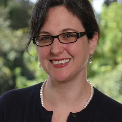 Portrait Sharon Sundue